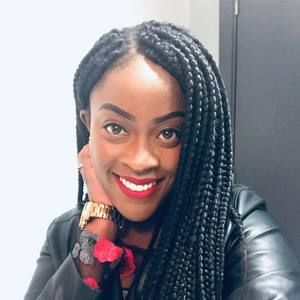 Meet your Posher, Caroline